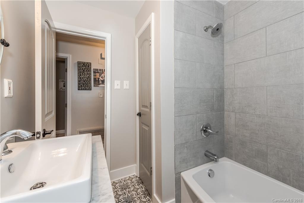 4823 Murrayhill Road Charlotte NC 28209
