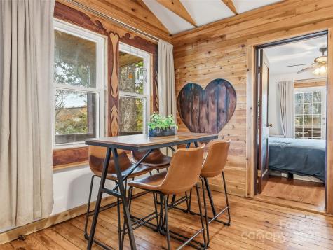 12 Woodland Drive Asheville NC 28806