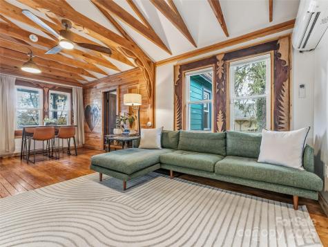 12 Woodland Drive Asheville NC 28806