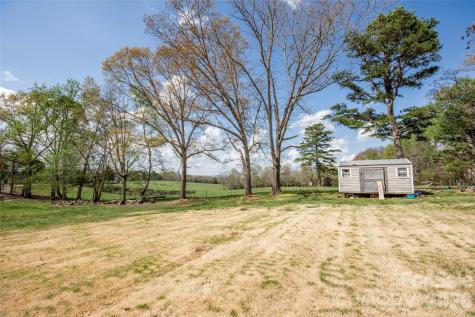 120 Mitch Road Union Grove NC 28689