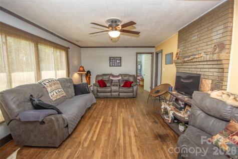 120 Mitch Road Union Grove NC 28689