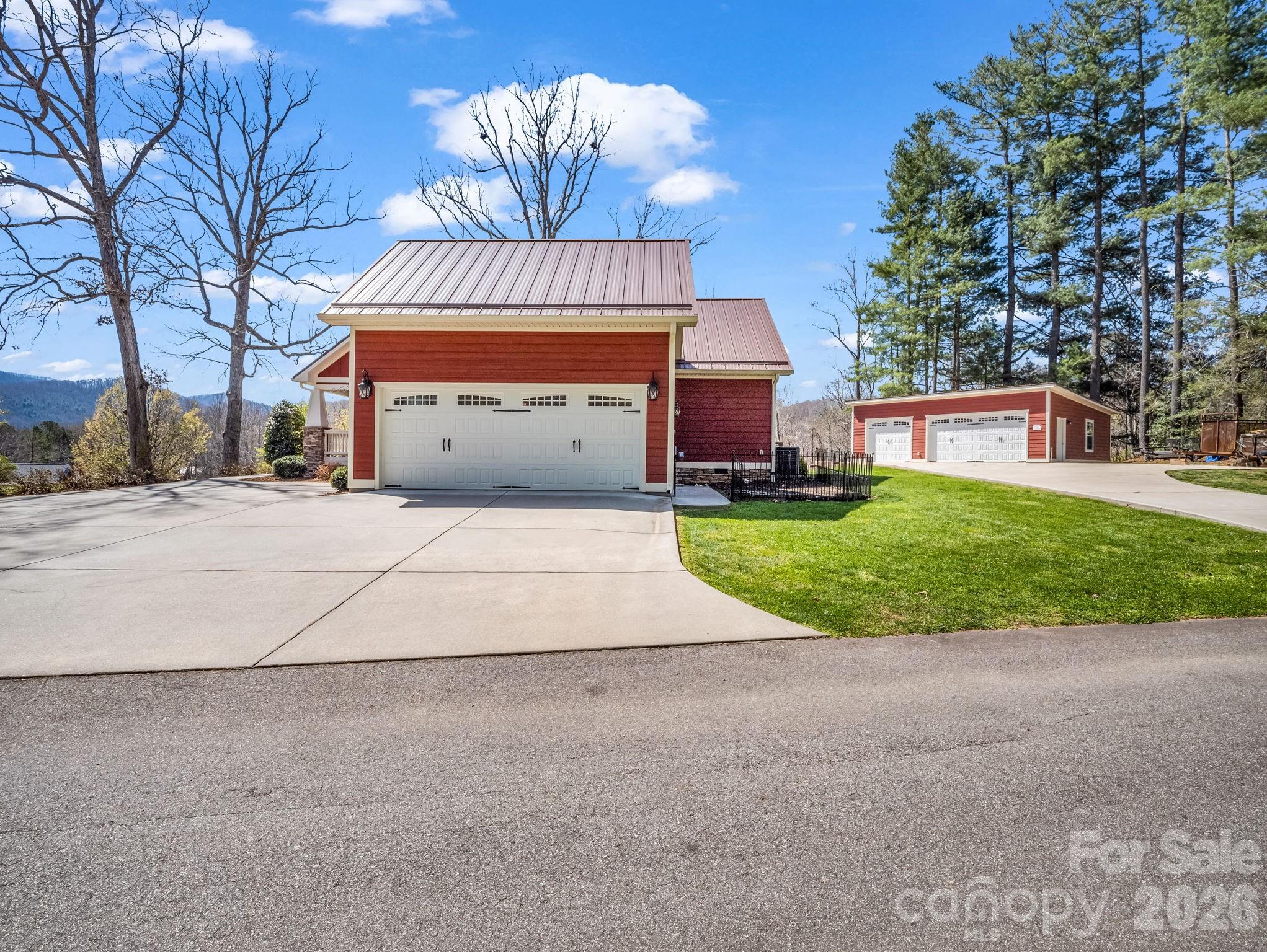 52 Old Spring Drive Candler NC 28715