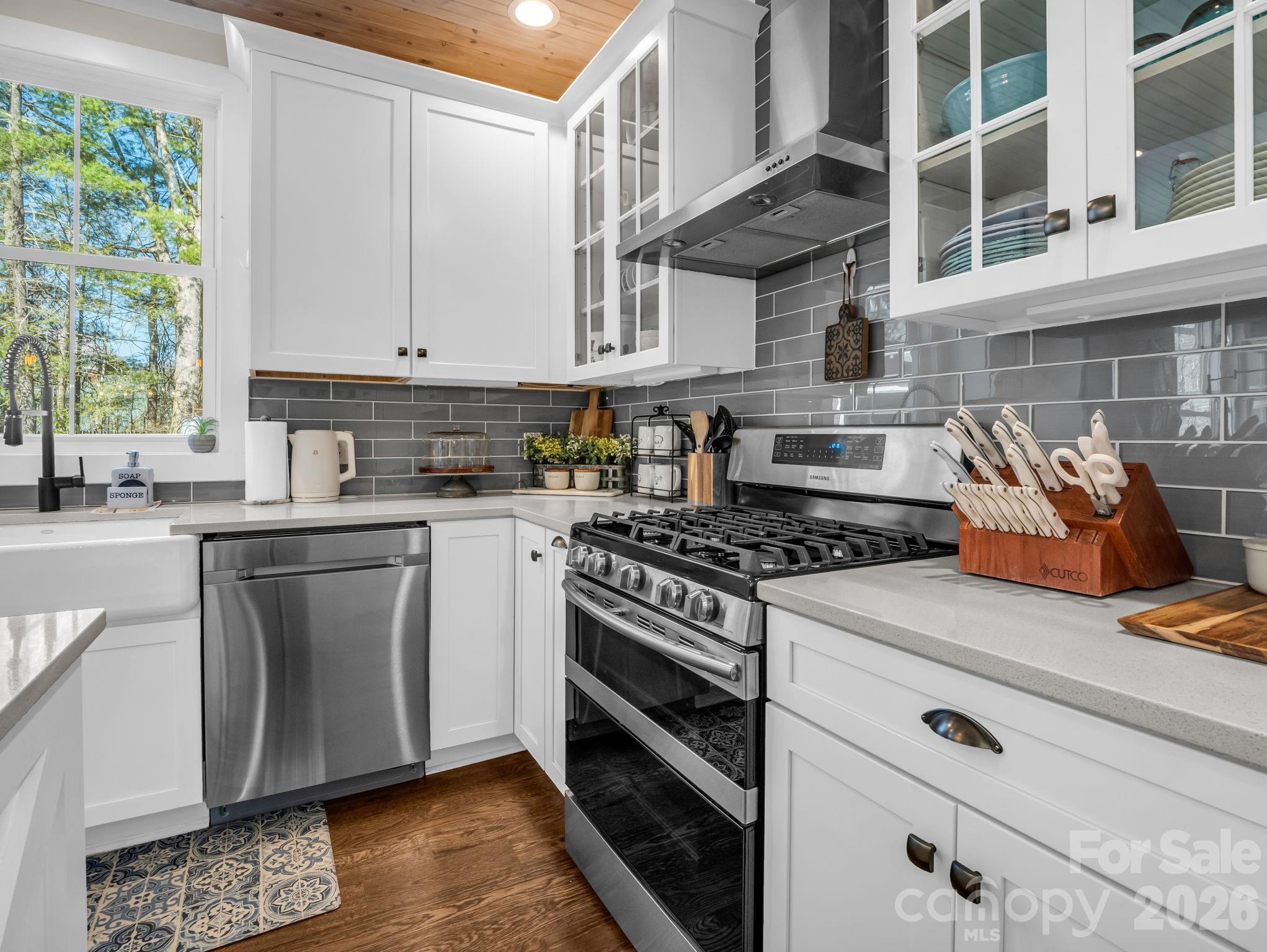 52 Old Spring Drive Candler NC 28715