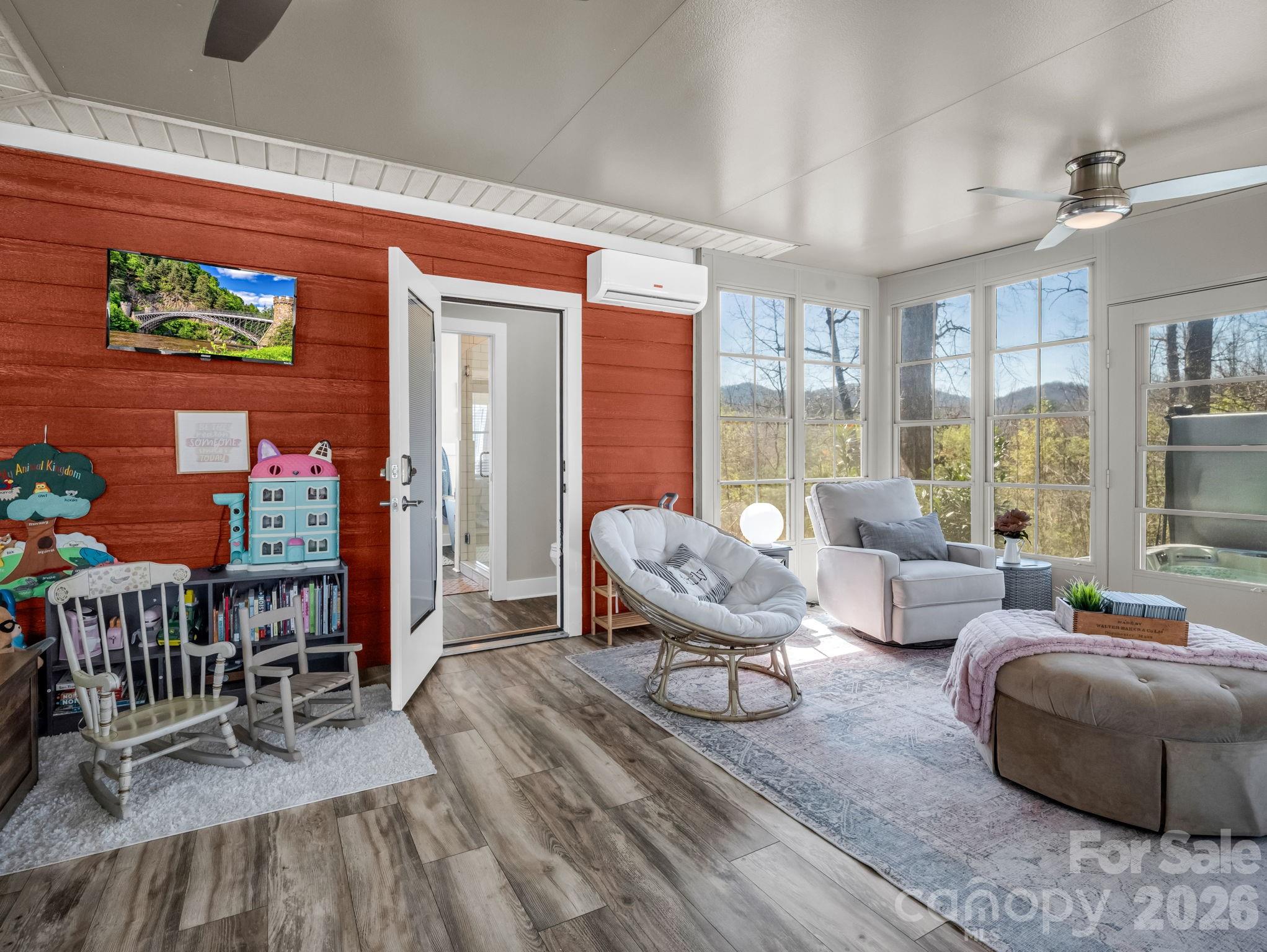 52 Old Spring Drive Candler NC 28715