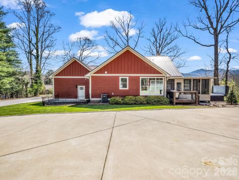 52 Old Spring Drive Candler NC 28715