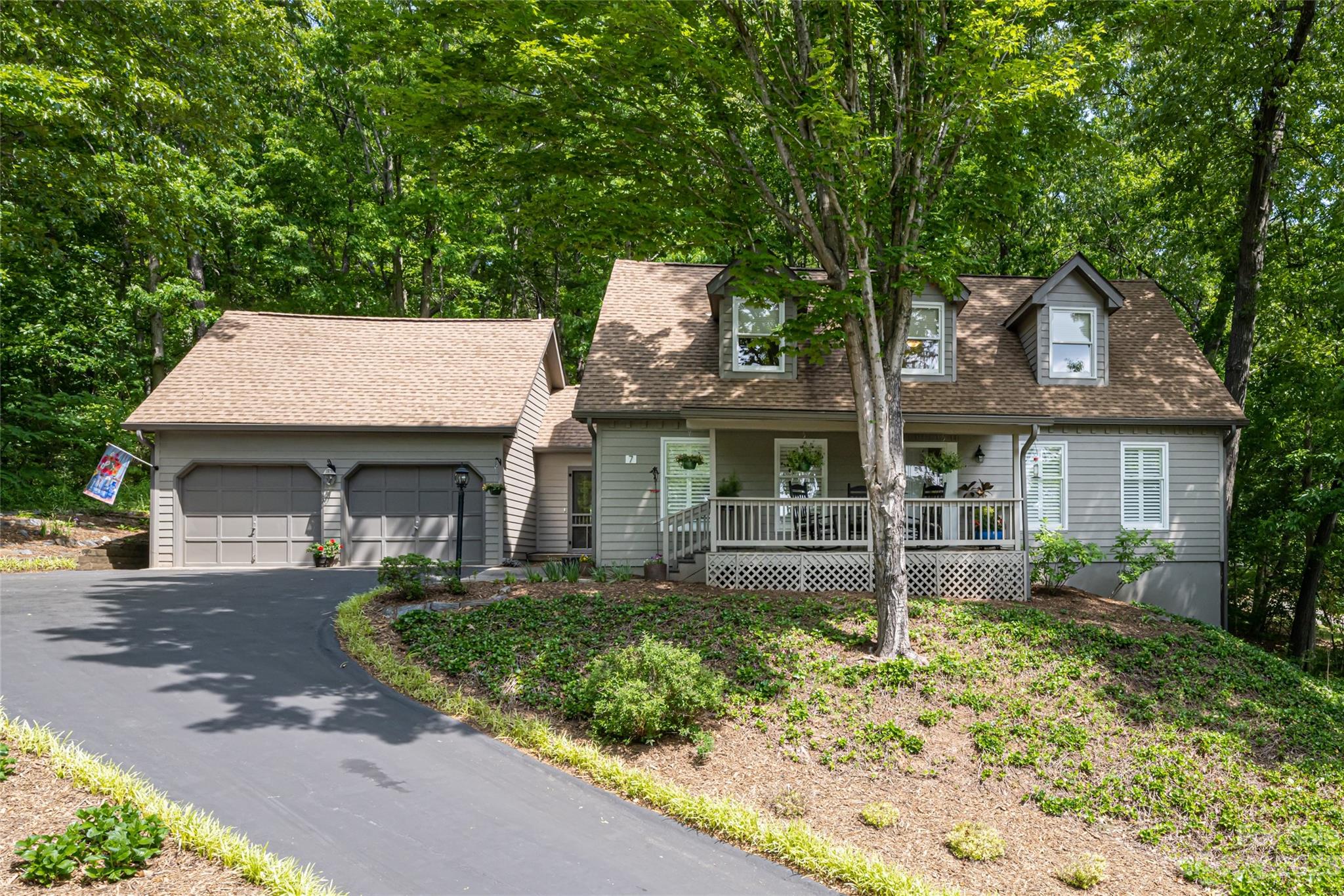 7 Mayfield Road Asheville NC 28804
