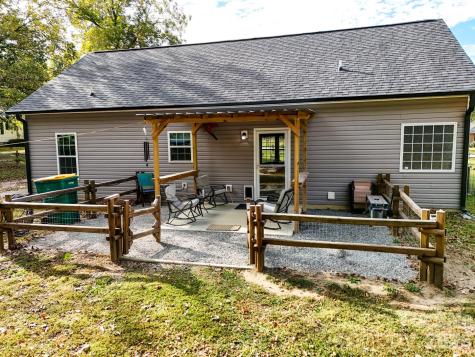 214 W Church Street Jefferson SC 29718