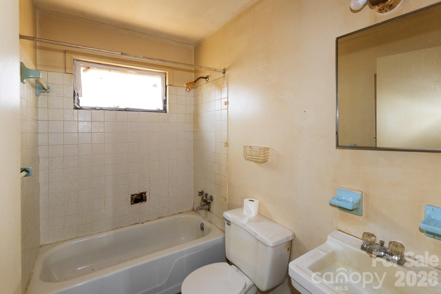 7 Main Street Asheville NC 28803