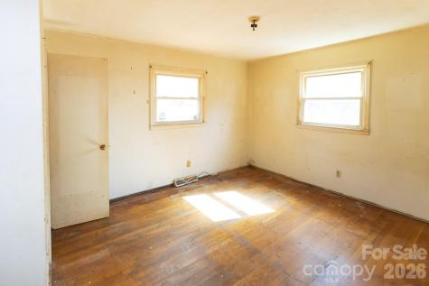 7 Main Street Asheville NC 28803