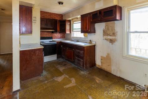 7 Main Street Asheville NC 28803