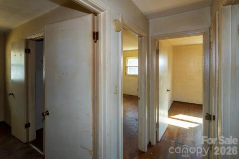 7 Main Street Asheville NC 28803