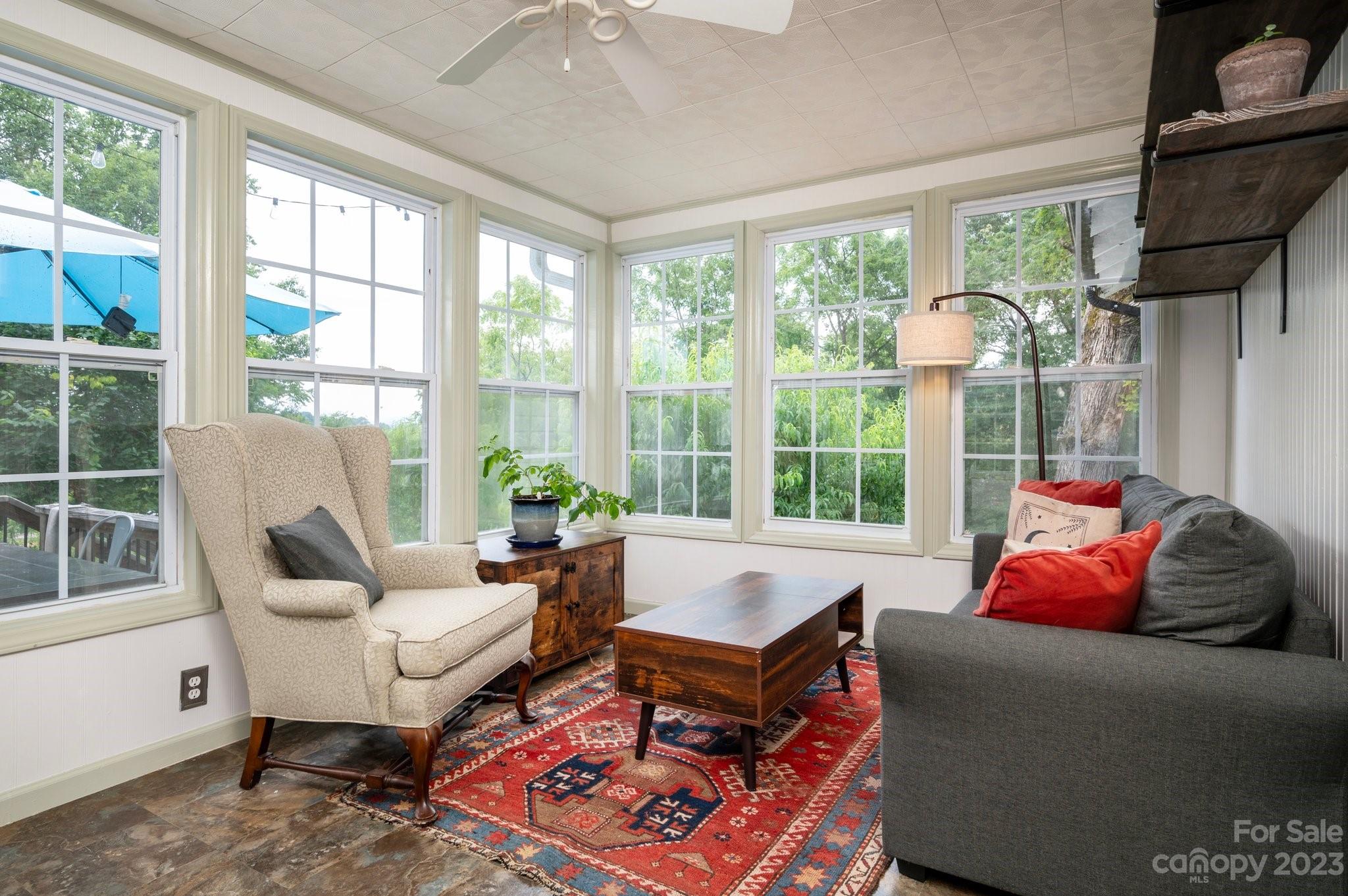 41 Lindsey Road Candler NC 28715