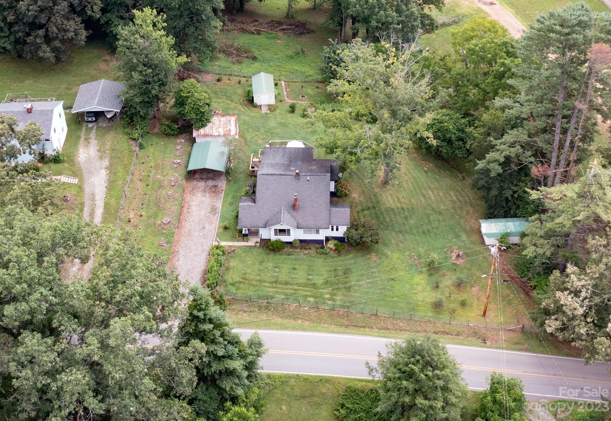 41 Lindsey Road Candler NC 28715