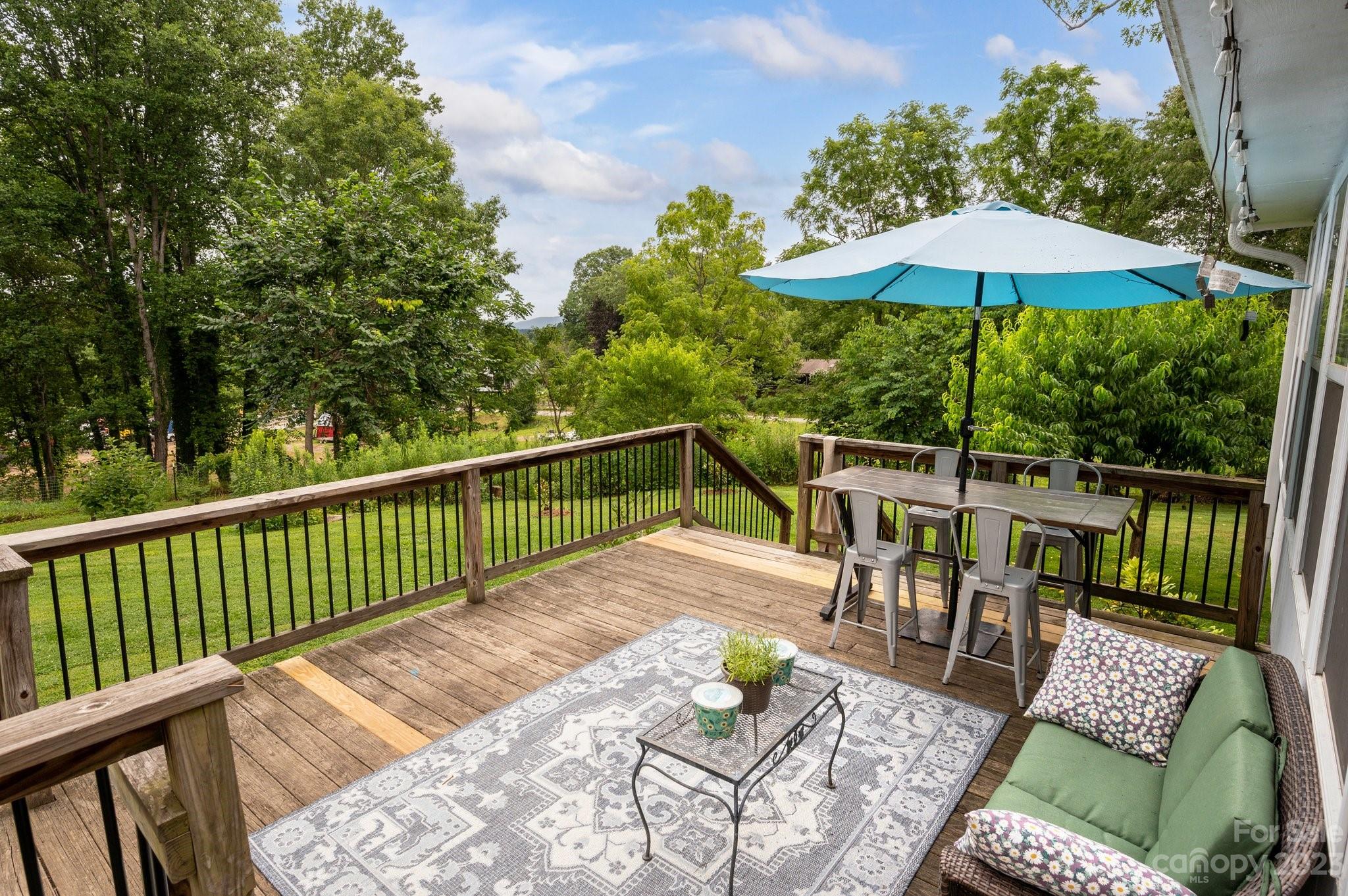 41 Lindsey Road Candler NC 28715