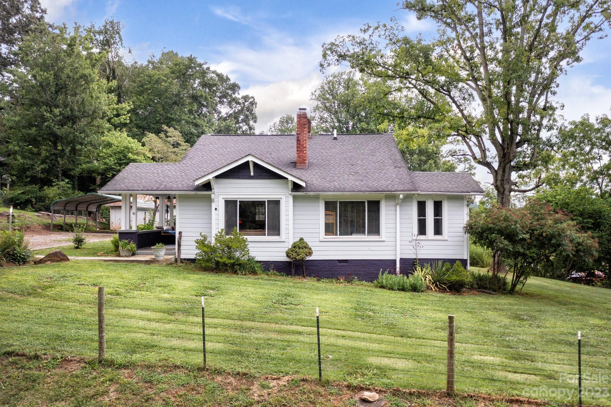 41 Lindsey Road Candler NC 28715