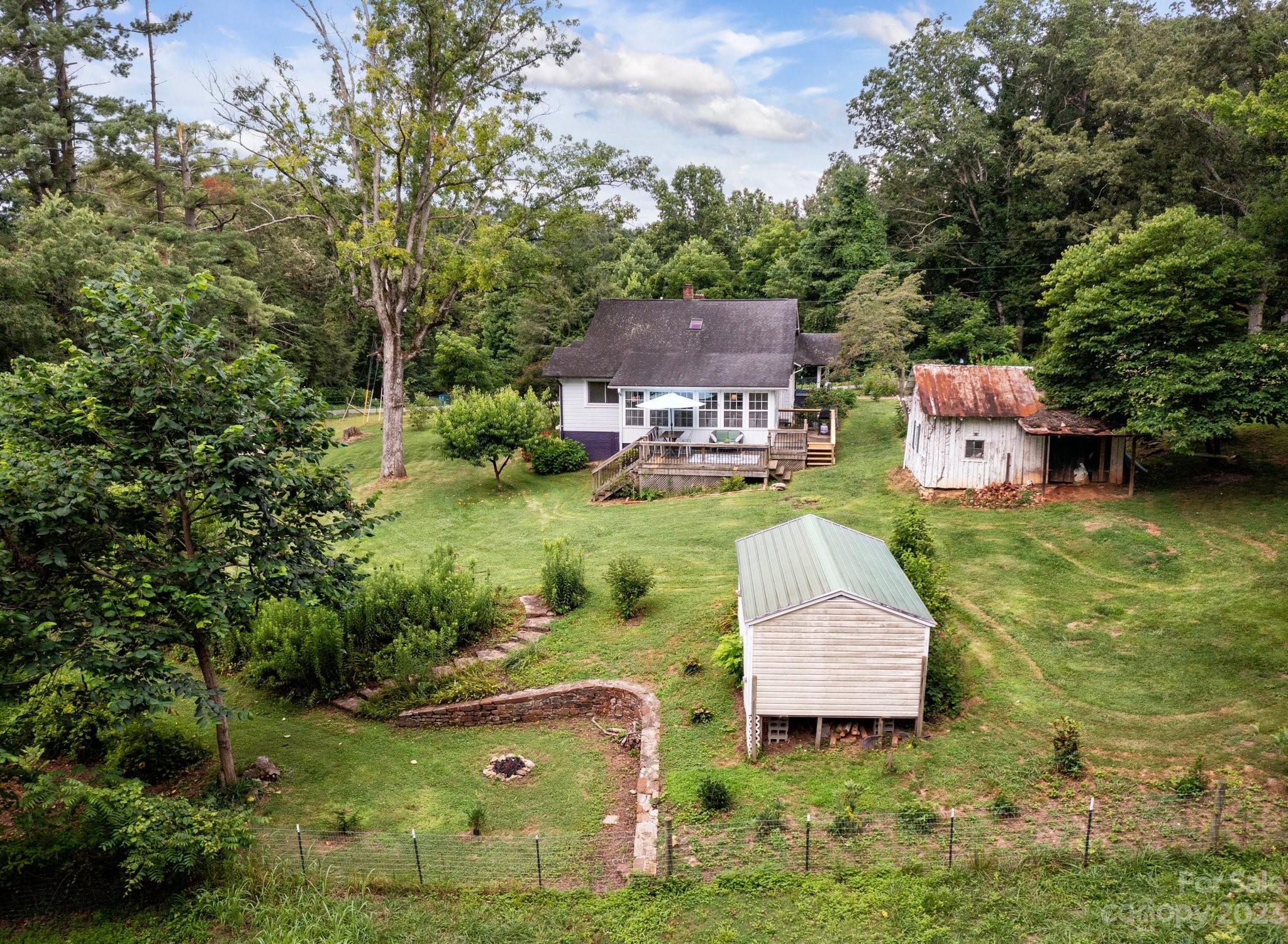 41 Lindsey Road Candler NC 28715