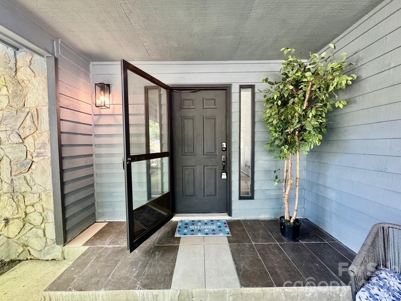 11209 Snapfinger Drive Charlotte NC 28277