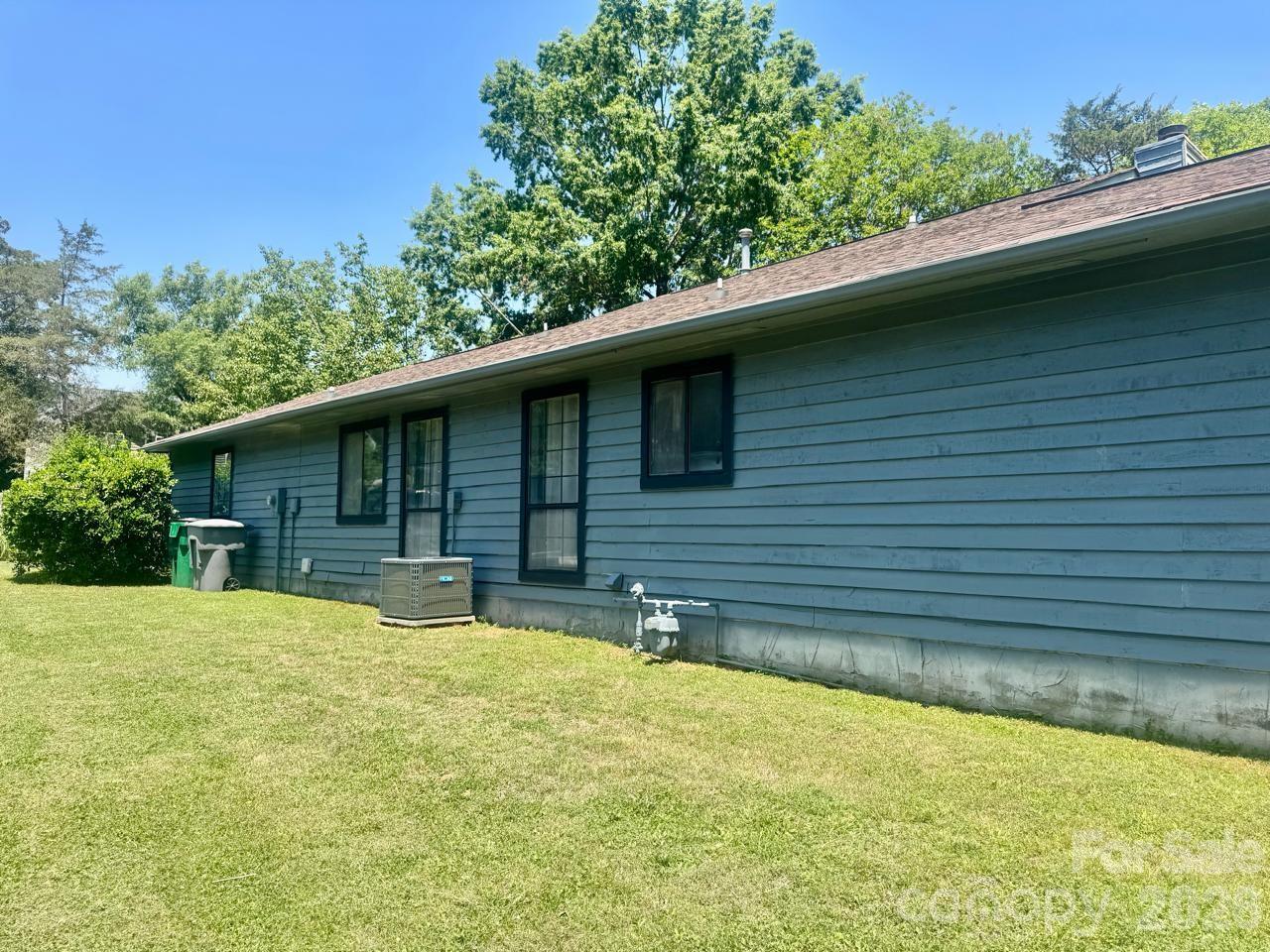 11209 Snapfinger Drive Charlotte NC 28277