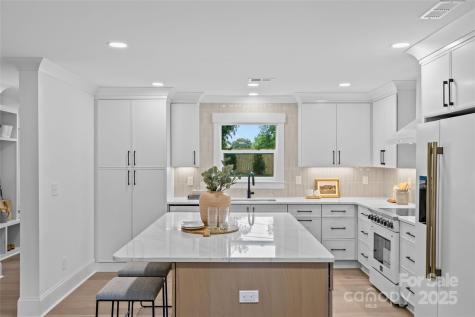 2461 Eaton Road Charlotte NC 28205