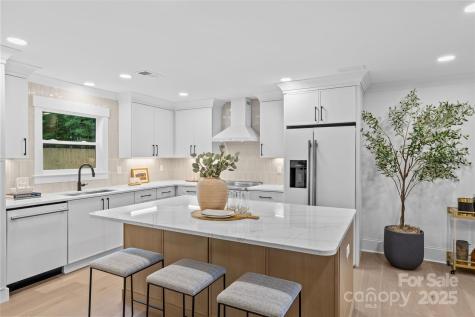 2461 Eaton Road Charlotte NC 28205