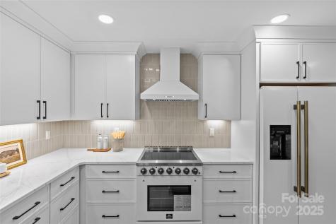 2461 Eaton Road Charlotte NC 28205