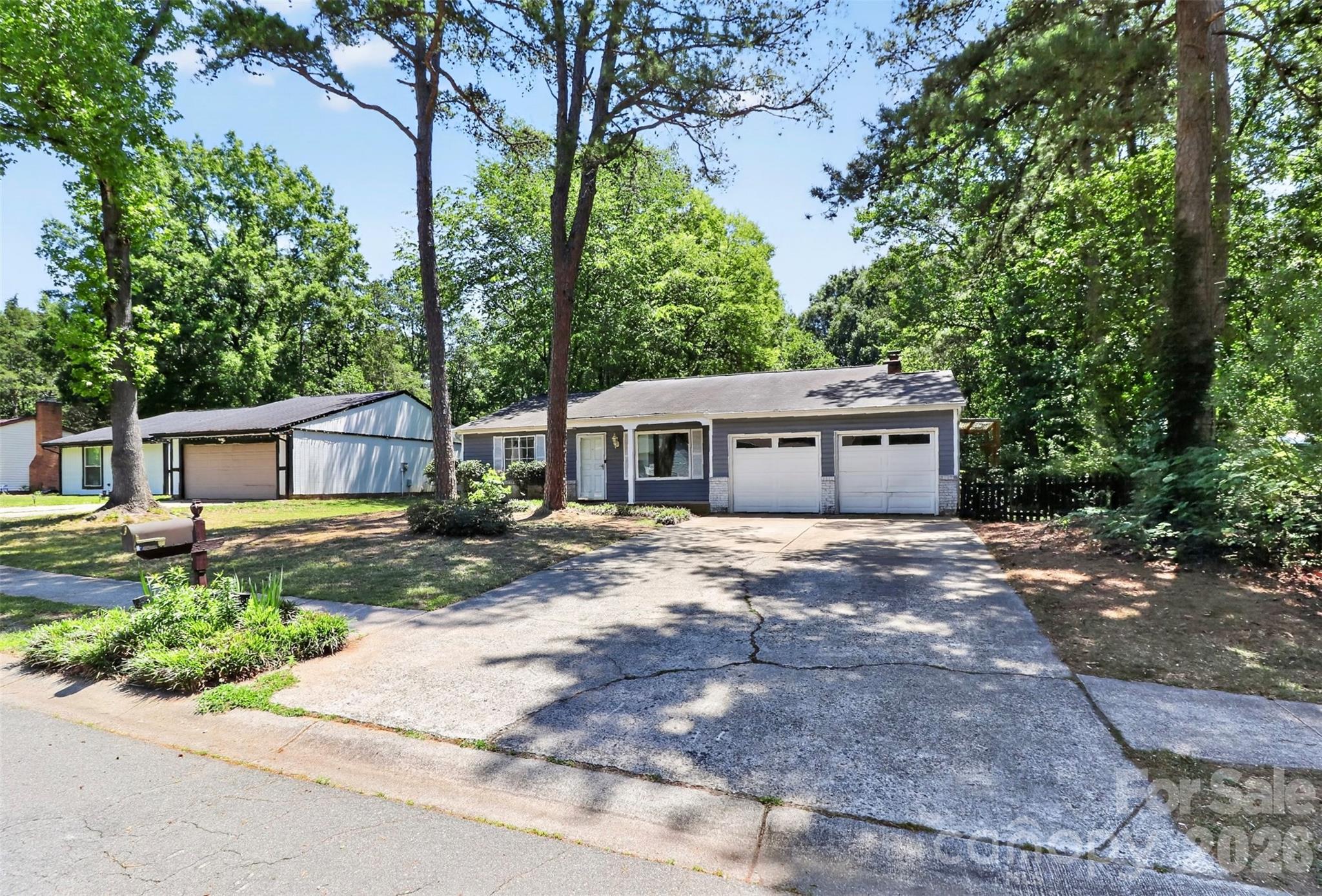 5112 Split Oak Drive Charlotte NC 28227