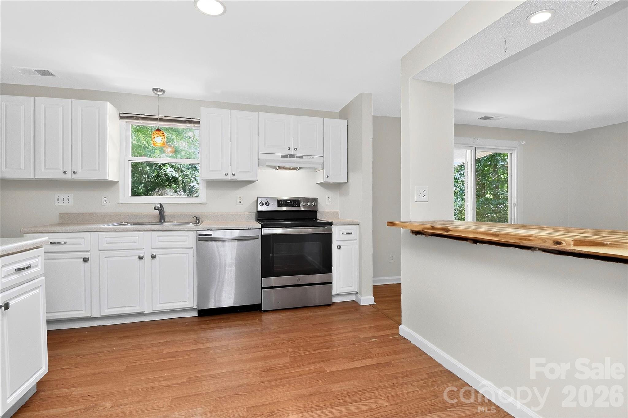5112 Split Oak Drive Charlotte NC 28227