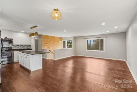 47 Pensacola Avenue Arden NC 28704