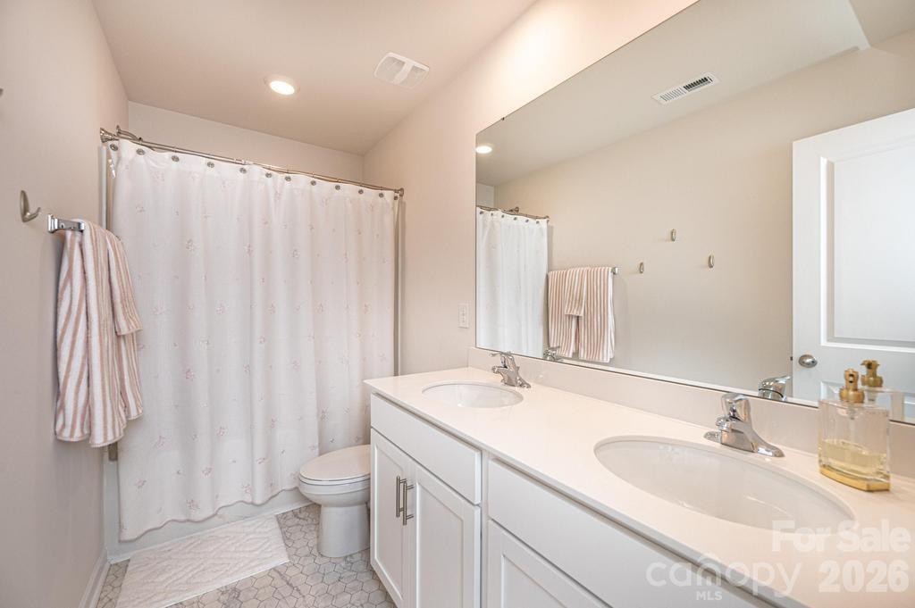 1808 Bright Hope Lane Dallas NC 28034