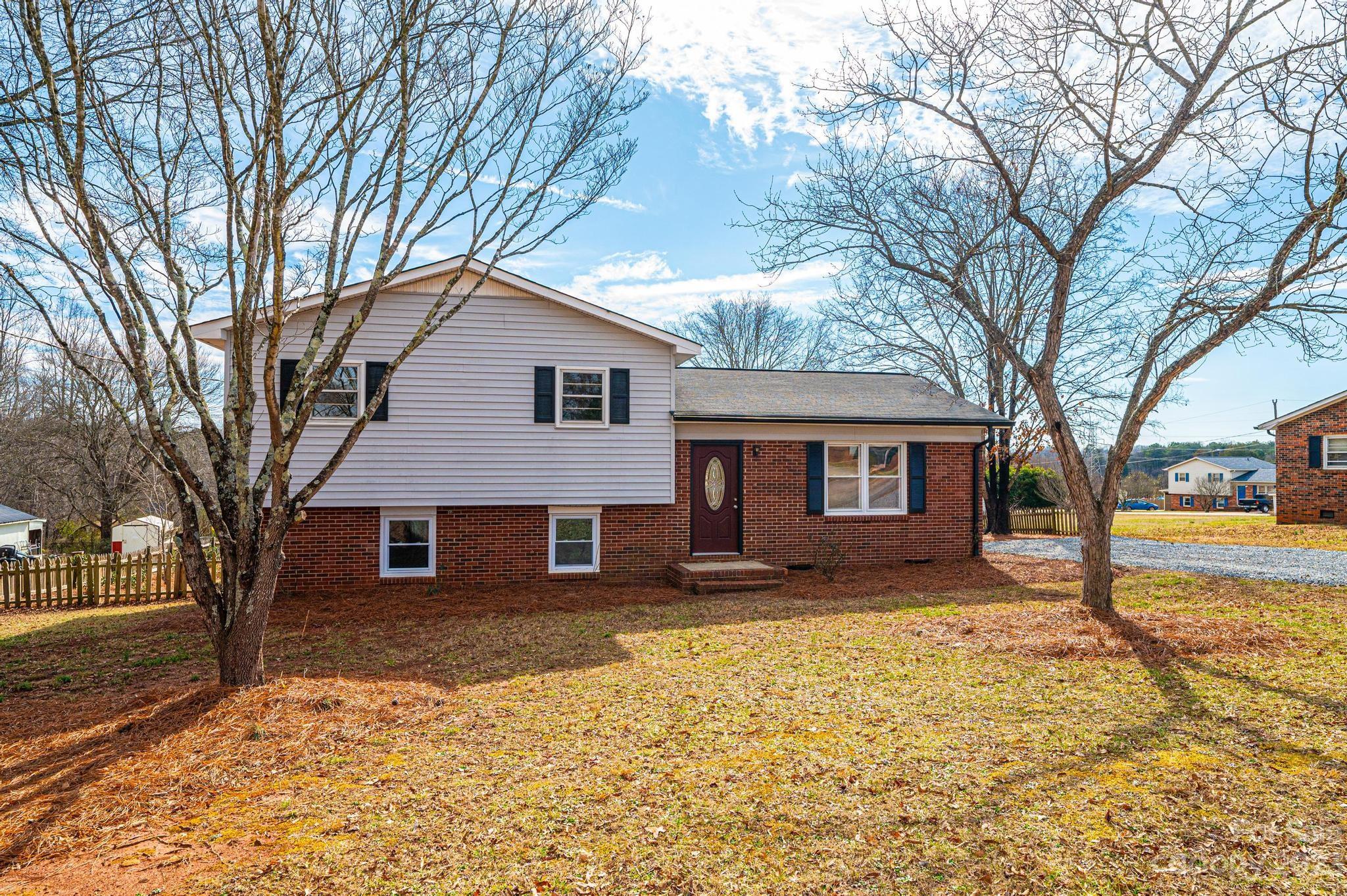 2673 Glenn Street Newton NC 28658