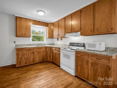 6 Beech Street Black Mountain NC 28711