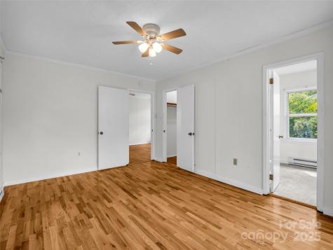 6 Beech Street Black Mountain NC 28711