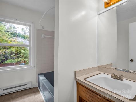 6 Beech Street Black Mountain NC 28711