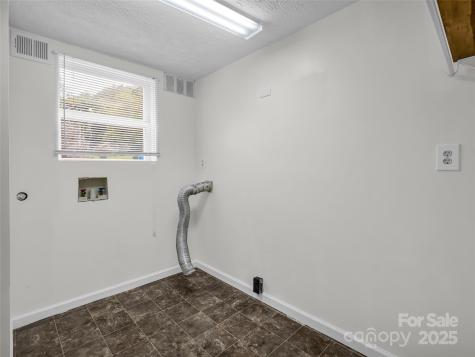 6 Beech Street Black Mountain NC 28711