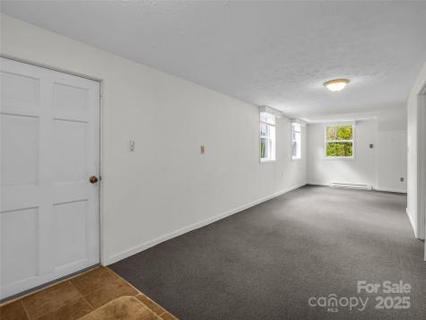 6 Beech Street Black Mountain NC 28711