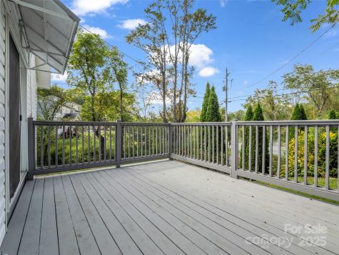 6 Beech Street Black Mountain NC 28711
