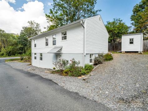 6 Beech Street Black Mountain NC 28711