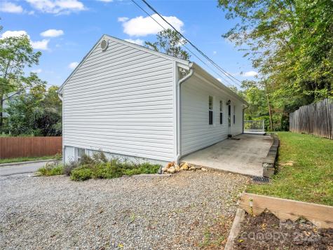 6 Beech Street Black Mountain NC 28711