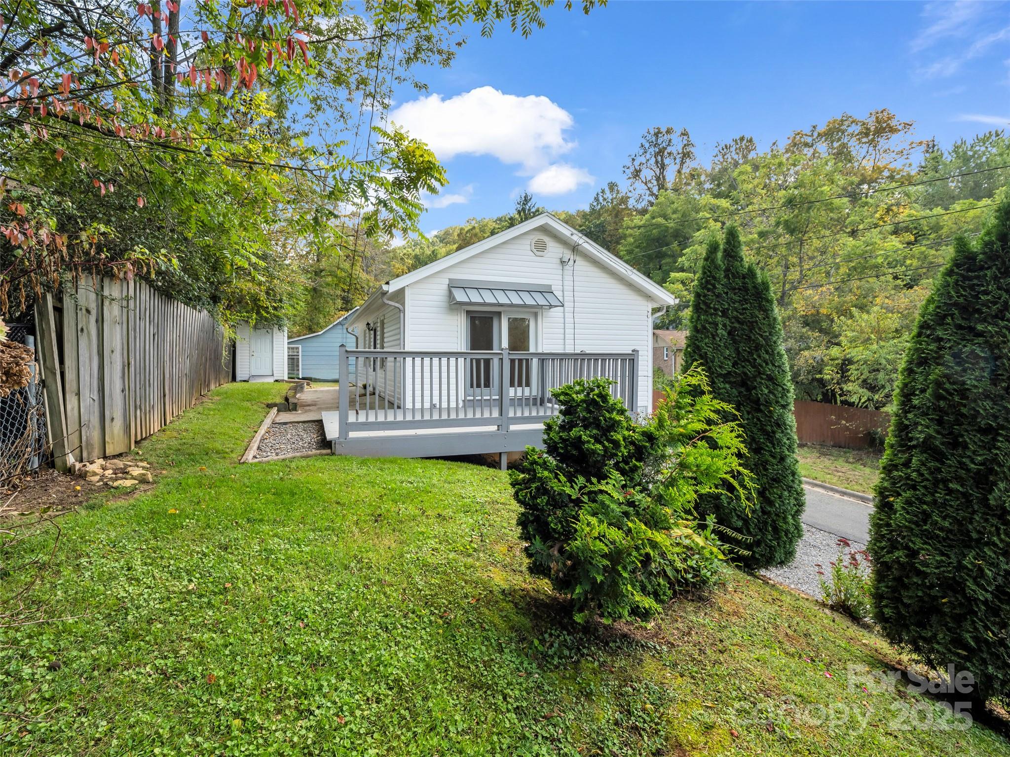 6 Beech Street Black Mountain NC 28711