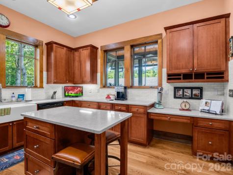 5 Longfellow Drive Black Mountain NC 28711