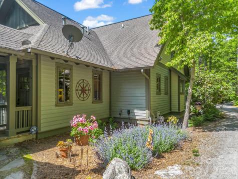 5 Longfellow Drive Black Mountain NC 28711