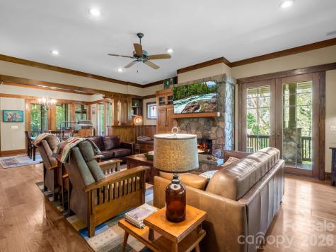 5 Longfellow Drive Black Mountain NC 28711