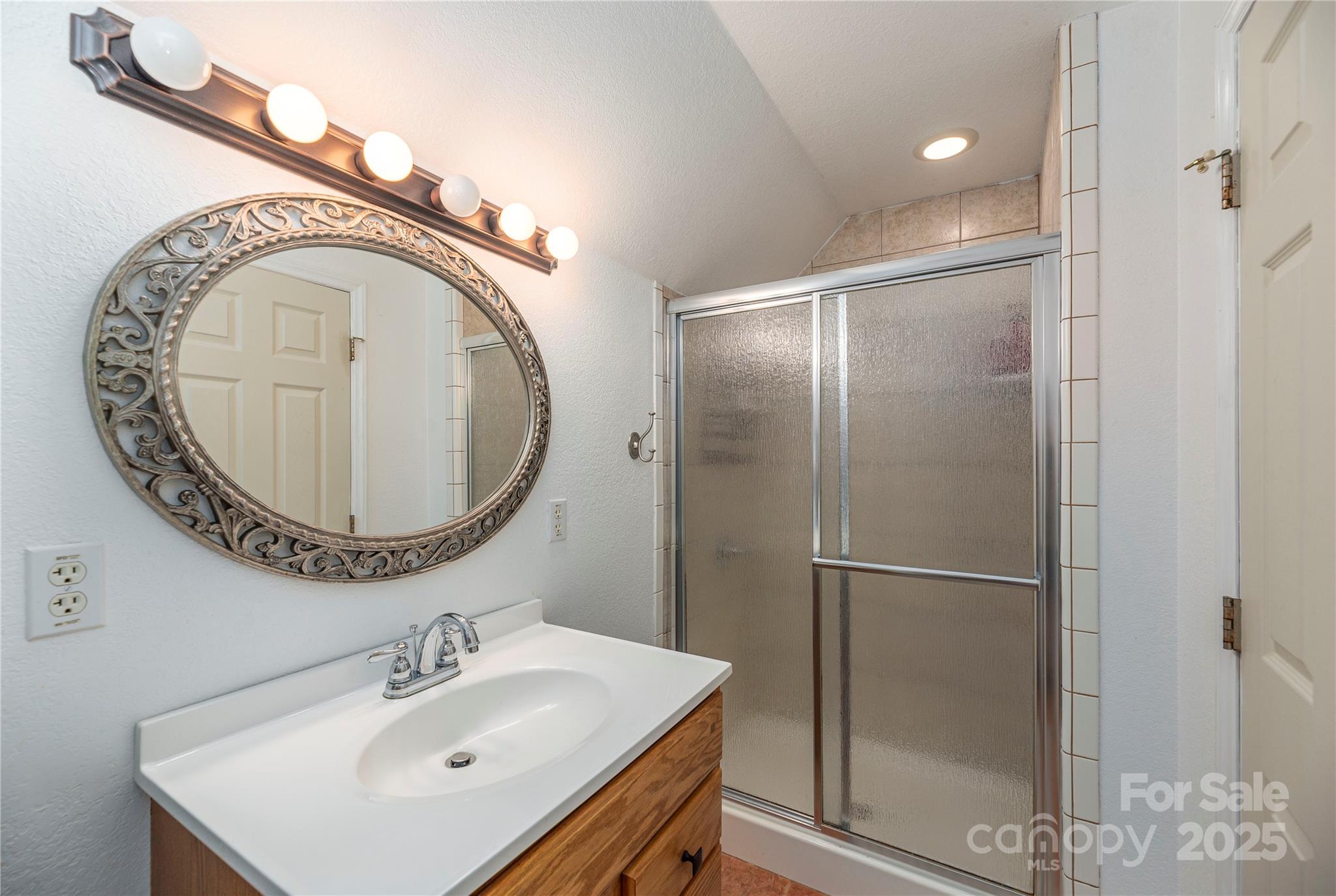 64 Wyoming Road Asheville NC 28803