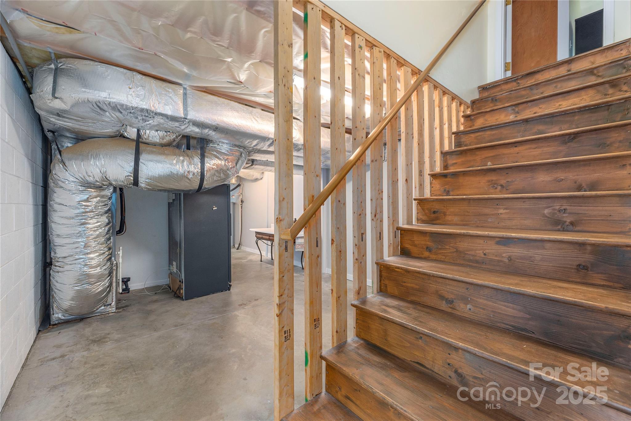 64 Wyoming Road Asheville NC 28803