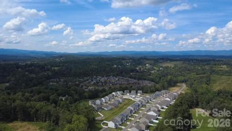 623 Country Oak Drive Asheville NC 28804