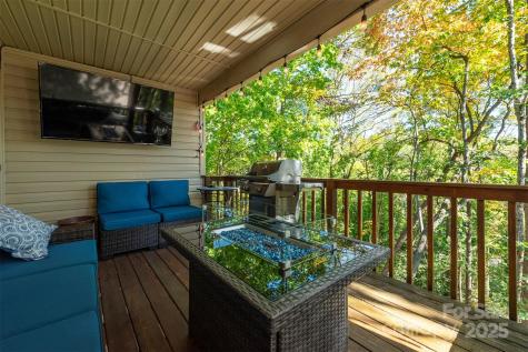 32 Foxberry Drive Arden NC 28704