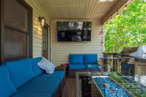 32 Foxberry Drive Arden NC 28704