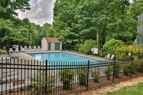 32 Foxberry Drive Arden NC 28704