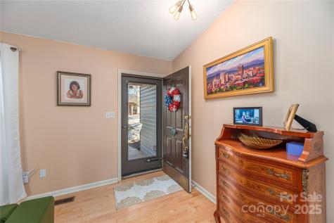 32 Foxberry Drive Arden NC 28704