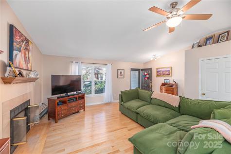 32 Foxberry Drive Arden NC 28704